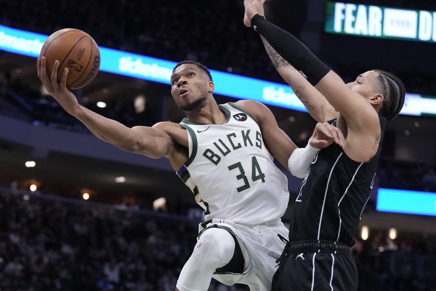 Another slow start by Bucks leaves Antetokounmpo in no mood to celebrate his latest record | iNFOnews.ca