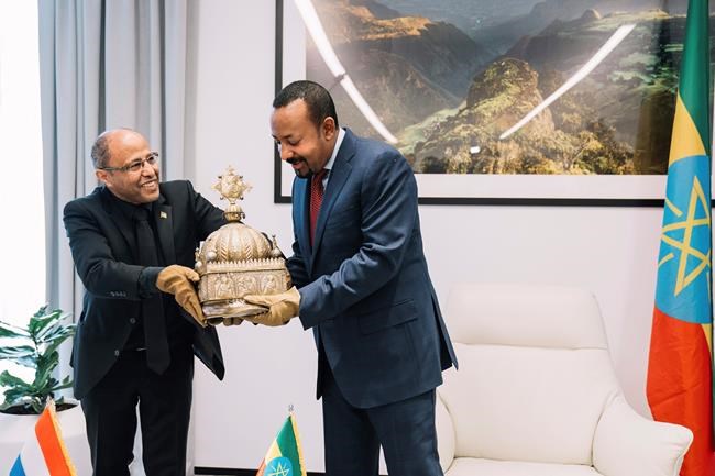 Looted 18th century crown returned to Ethiopia after decades | iNFOnews.ca Looted 18th century crown returned to Ethiopia after decades | iNFOnews.ca