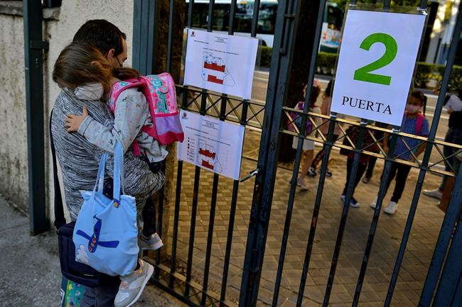 Madrid struggles as centre of pandemic's 2nd wave in Europe | iNFOnews.ca Madrid struggles as centre of pandemic's 2nd wave in Europe | iNFOnews.ca