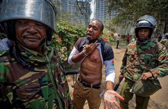Kenya police disperse demonstrators despite court order | iNFOnews.ca CP1142580854