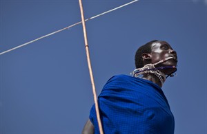 Kenya's Maasai warriors now compete in athletics, not lion hunting | iNFOnews.ca CP31110895