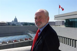 One of Canada's longest-serving foreign employees retires after 48 years in US | iNFOnews.ca CP29139811