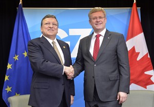 Harper, Barroso meet in Brussels to discuss stalled free-trade deal ahead of G7 | iNFOnews.ca CP28629438