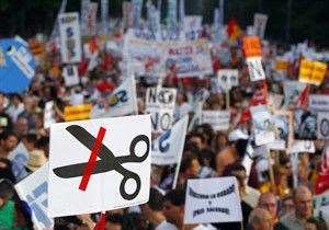 Spain financial woes worsen on day bank bailout approved as Valencia seeks help with debt | iNFOnews.ca CP19472638