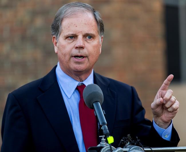 McConnell: Let Alabama voters decide if Moore joins Senate | iNFOnews.ca