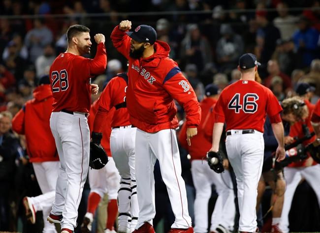 Sale strong, 'pen shaky as Red Sox beat Yankees 5-4 in ALDS | iNFOnews.ca