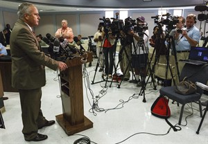 Auburn shooting suspect at large after investigators spend night combing Ala. house | iNFOnews.ca CP18774917