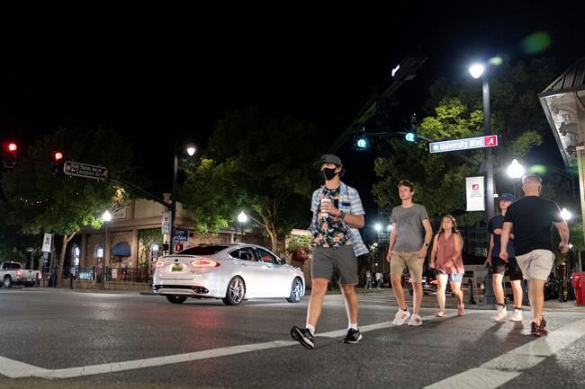 Tuscaloosa closes bars after rise in university virus cases | iNFOnews.ca Tuscaloosa closes bars after rise in university virus cases | iNFOnews.ca