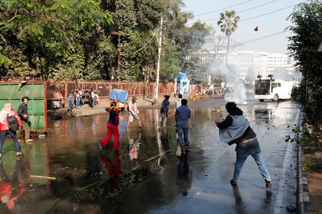 Police in Bangladesh clash with protesters over power plant | iNFOnews.ca