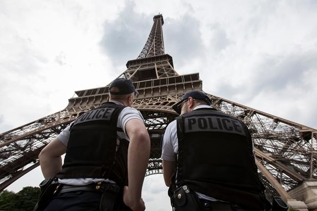 Would-be Eiffel Tower attacker undergoing psychiatric exam | iNFOnews.ca