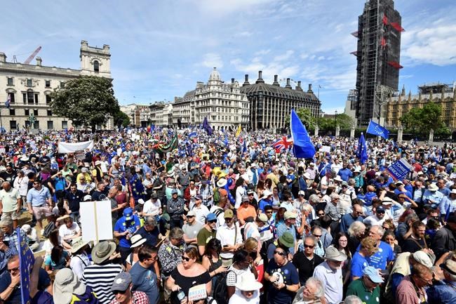 Pro-EU protesters march in London, demand new vote on Brexit | iNFOnews.ca