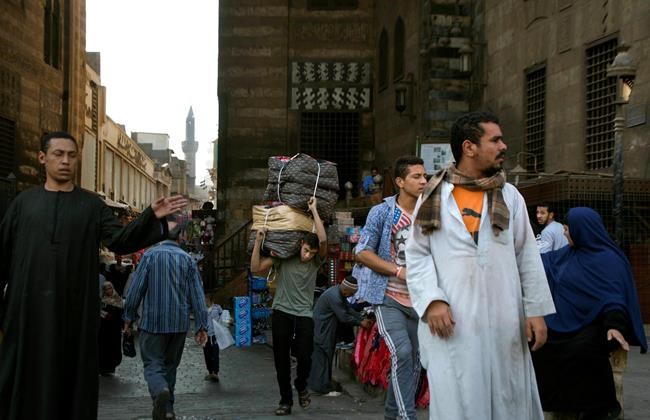 No chicken, no cafes: Egyptians scrimp as prices leap | iNFOnews.ca No chicken, no cafes: Egyptians scrimp as prices leap | iNFOnews.ca