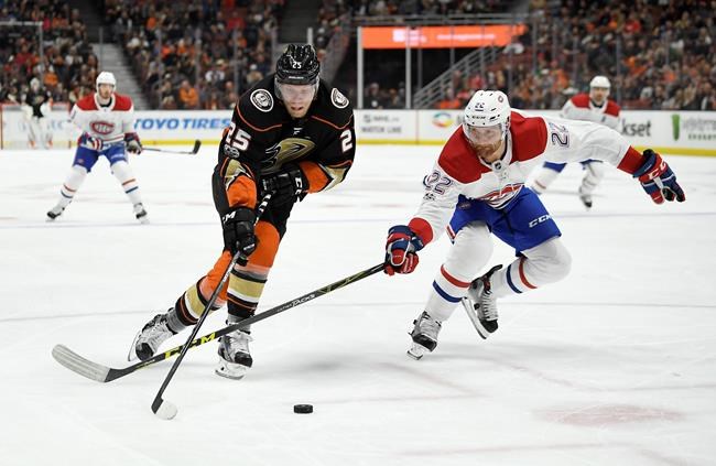 Grant's first 2 NHL goals lead Ducks' 6-2 rout of Canadiens | iNFOnews.ca