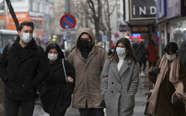 Turkey reinstates restrictions after sharp virus cases rise | iNFOnews.ca Turkey reinstates restrictions after sharp virus cases rise | iNFOnews.ca
