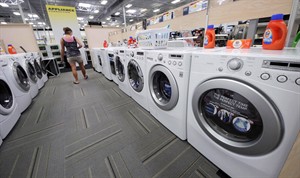 US durable goods orders drop 13.2 pct. in August; key measure of business investment plans up | iNFOnews.ca CP20255734