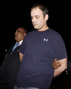 Alabama man pleads guilty to obscenity for sexually taunting LSU fan in video | iNFOnews.ca Alabama man pleads guilty to obscenity for sexually taunting LSU fan in video | iNFOnews.ca
