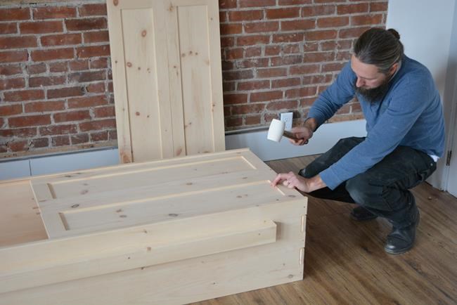 Woodworker's do-it-yourself casket kit allows people to assemble their own exit | iNFOnews.ca