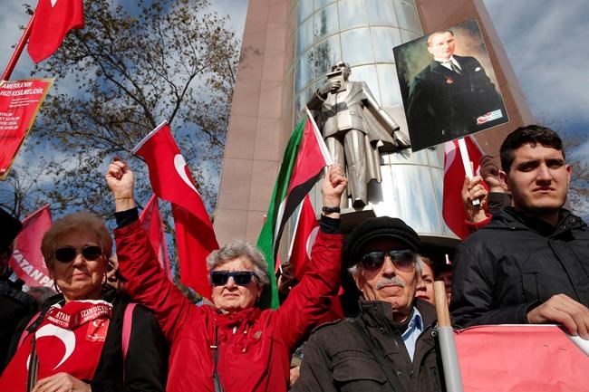 The Latest: Arab leader asks nations to recognize Palestine | iNFOnews.ca