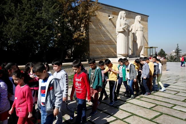 Uproar in Turkey over removing evolution from biology class | iNFOnews.ca Uproar in Turkey over removing evolution from biology class | iNFOnews.ca