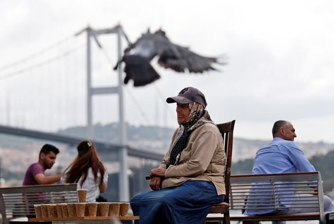 Turkish central bank raises rates to stem currency crisis | iNFOnews.ca