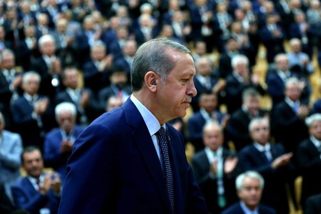 Turkish court issues arrest warrant for Muslim cleric | iNFOnews.ca