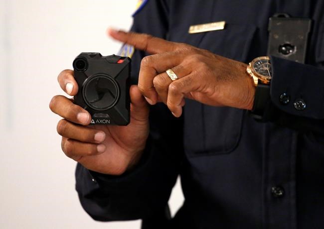 Outcry pushes Phoenix to roll out body cameras for officers | iNFOnews.ca