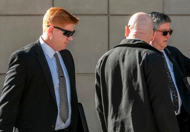 Prosecutors mull retrial for Border Patrol agent | iNFOnews.ca