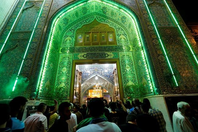 Tens of thousands Shiite pilgrims converge on Baghdad shrine | iNFOnews.ca