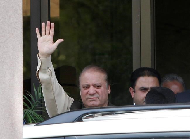 Pakistani PM appears before Supreme Court panel for 3 hours | iNFOnews.ca