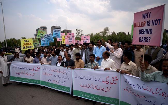 Family of man killed by US diplomat's car rally in Islamabad | iNFOnews.ca Family of man killed by US diplomat's car rally in Islamabad | iNFOnews.ca