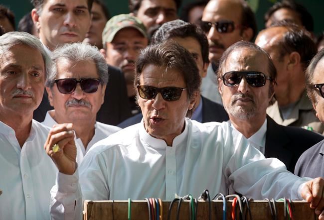 Pakistani court issues arrest warrant for ex-Premier Sharif | iNFOnews.ca Pakistani court issues arrest warrant for ex-Premier Sharif | iNFOnews.ca