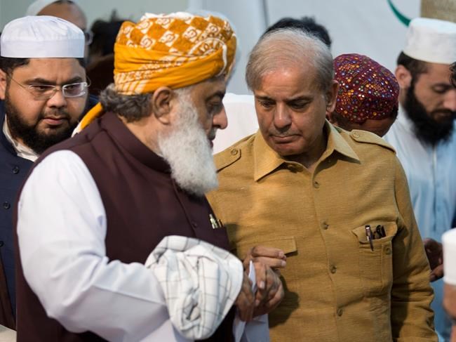 Pakistani official: Jailed former PM Sharif hospitalized | iNFOnews.ca Pakistani official: Jailed former PM Sharif hospitalized | iNFOnews.ca
