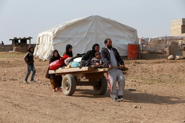 Trump poised to seek new military options for defeating IS | iNFOnews.ca