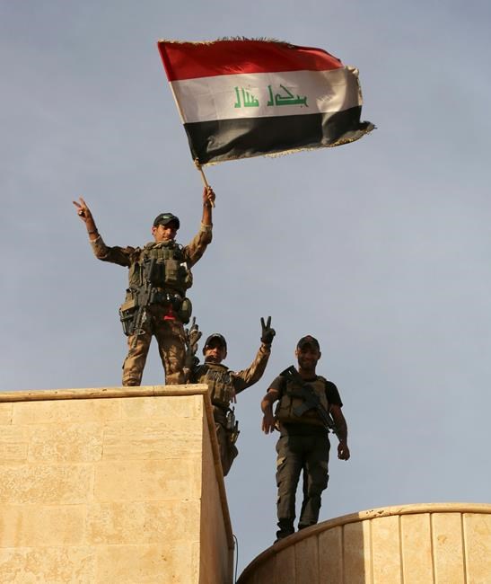 Under fire in Mosul, IS attacks another Iraqi city | iNFOnews.ca