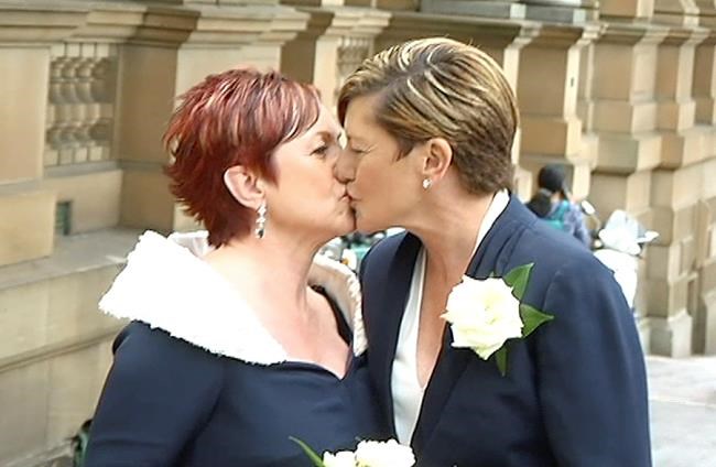 Aussie anti-gay marriage opponent attends same-sex wedding | iNFOnews.ca