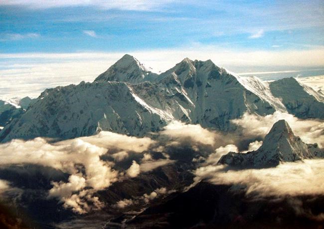 American climbers ski down world's 4th-highest mountain | iNFOnews.ca