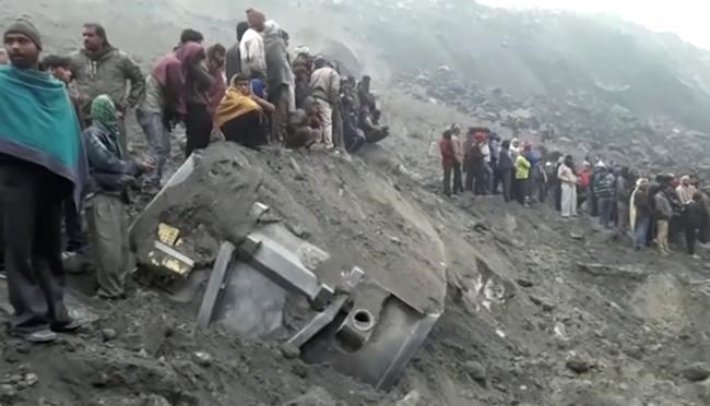 At least 10 killed in mine collapse in eastern India | iNFOnews.ca