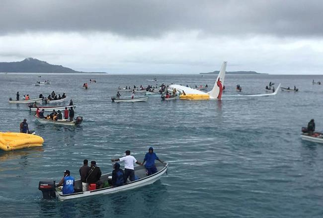 Everybody on plane survives crash landing in Pacific lagoon | iNFOnews.ca