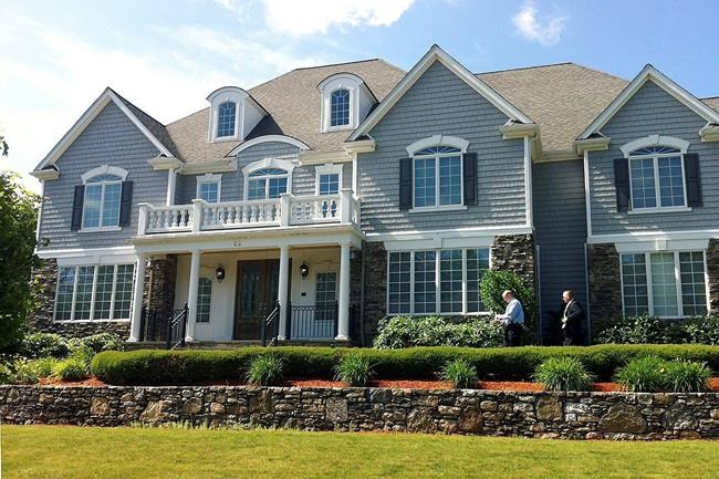 Aaron Hernandez house sells to real estate investor for $1M | iNFOnews.ca Aaron Hernandez house sells to real estate investor for $1M | iNFOnews.ca