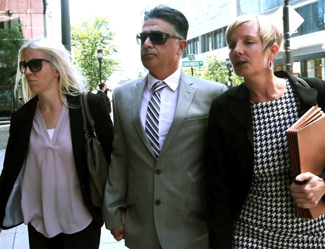 Accountant, ex-coach plead guilty in college bribery scheme | iNFOnews.ca