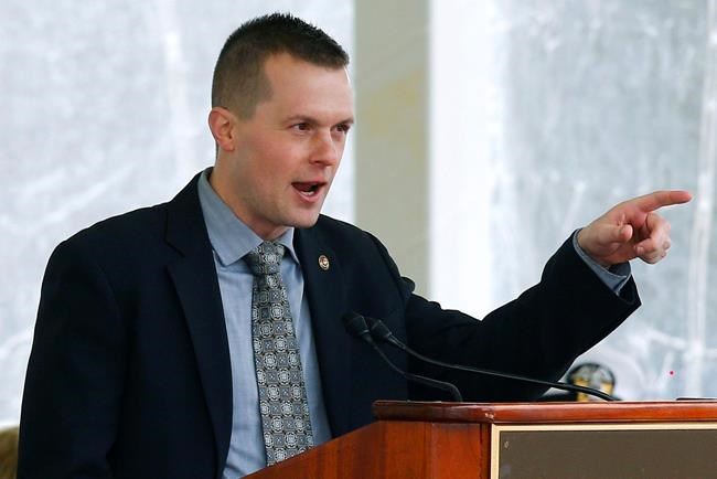 Maine's Golden is lone Democrat to vote down COVID-19 bill | iNFOnews.ca