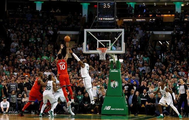 Celtics hold off Raptors 95-94 for 12th straight victory | iNFOnews.ca