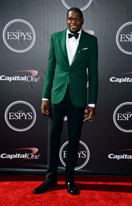 Kevin Durant and UFC fighter Ronda Rousey win top athlete honours at ESPY Awards | iNFOnews.ca Kevin Durant and UFC fighter Ronda Rousey win top athlete honours at ESPY Awards | iNFOnews.ca