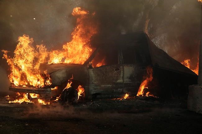 California communities under siege from wind-driven fires | iNFOnews.ca California communities under siege from wind-driven fires | iNFOnews.ca