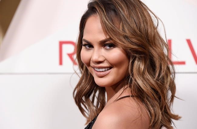 Ohio waitress says model Chrissy Teigen left $1,000 tip | iNFOnews.ca
