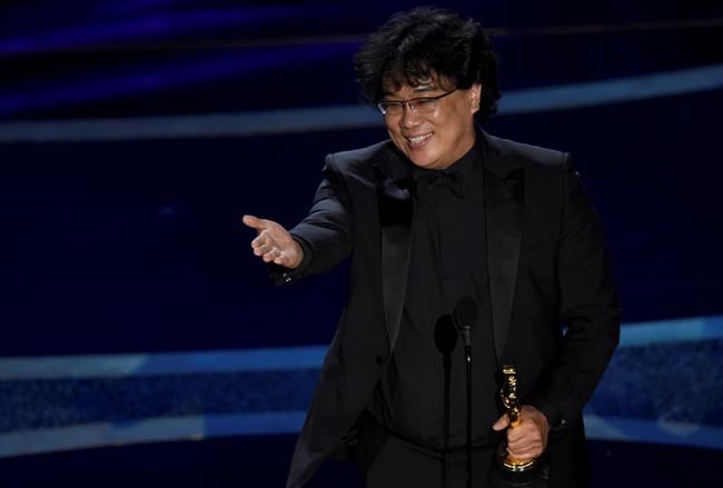 'Parasite' director Bong Joon Ho wins best director Oscar | iNFOnews.ca CP664564090