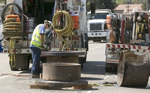 Repairs near completion on giant burst pipe that soaked UCLA; basketball floor to be replaced | iNFOnews.ca CP29359282