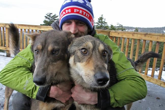 3 Iditarod mushers rescued because of poor trail conditions | iNFOnews.ca