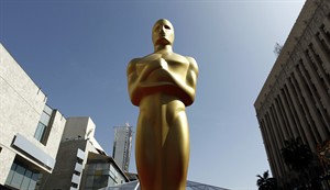 Movie academy sues after 'My Gal Sal' art direction Oscar auctioned for nearly $80,000 | iNFOnews.ca CP28995127