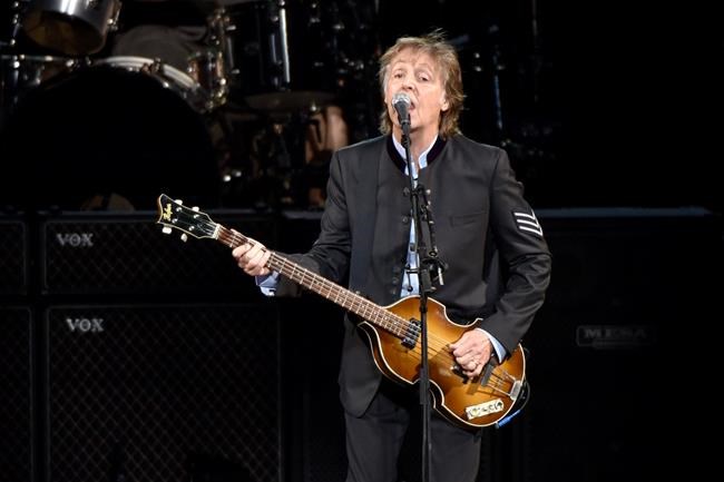 Paul McCartney plays concert at New York's Grand Central | iNFOnews.ca